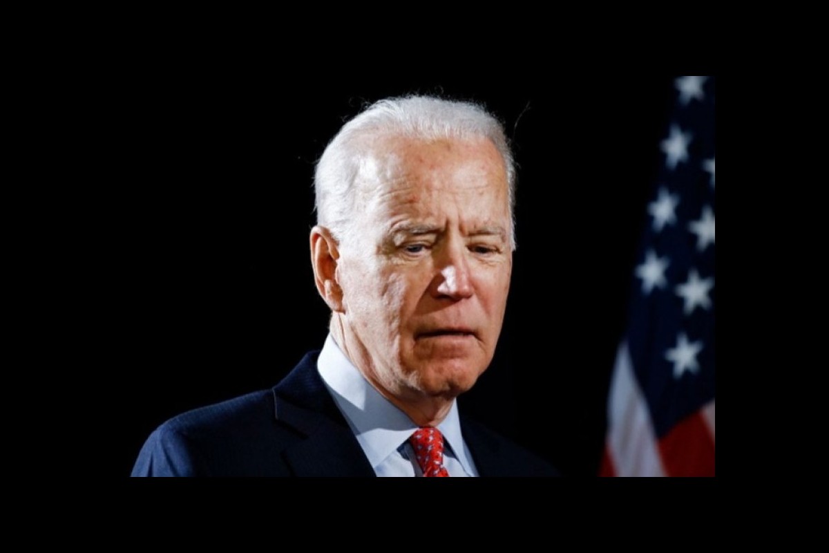 The dismissal of the chief director of US federal buildings on charges of corruption