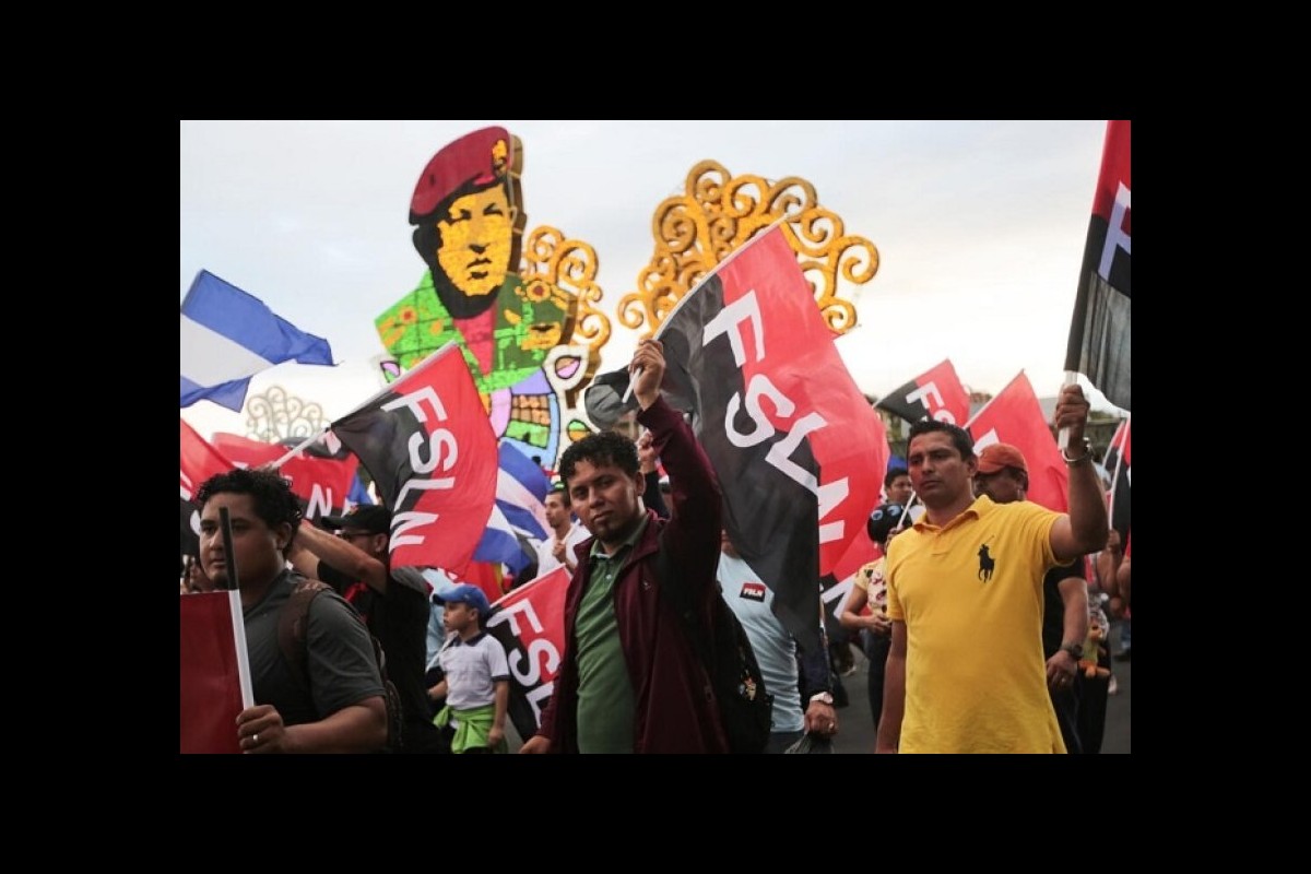 Nicaragua, people's march in support of the deportation of coup plotters