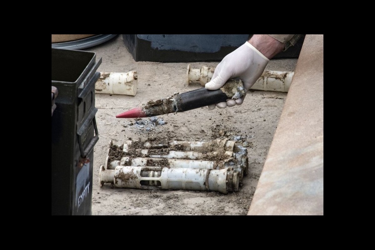 Is the deployment of depleted uranium weapons by Britain to Ukraine indicative of an imminent nuclear war?