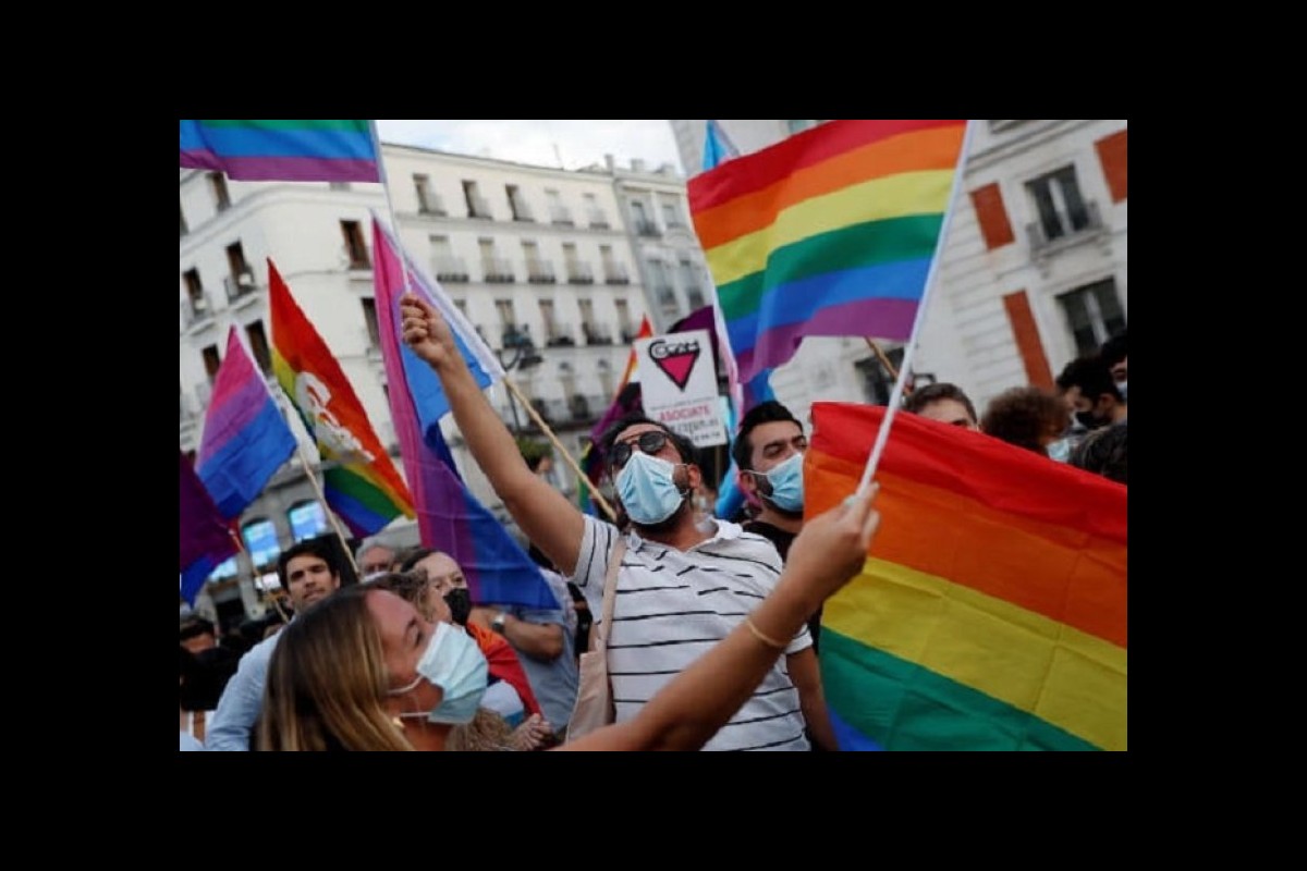 Fifteen EU countries against the Hungarian anti-LGBT+ law. 