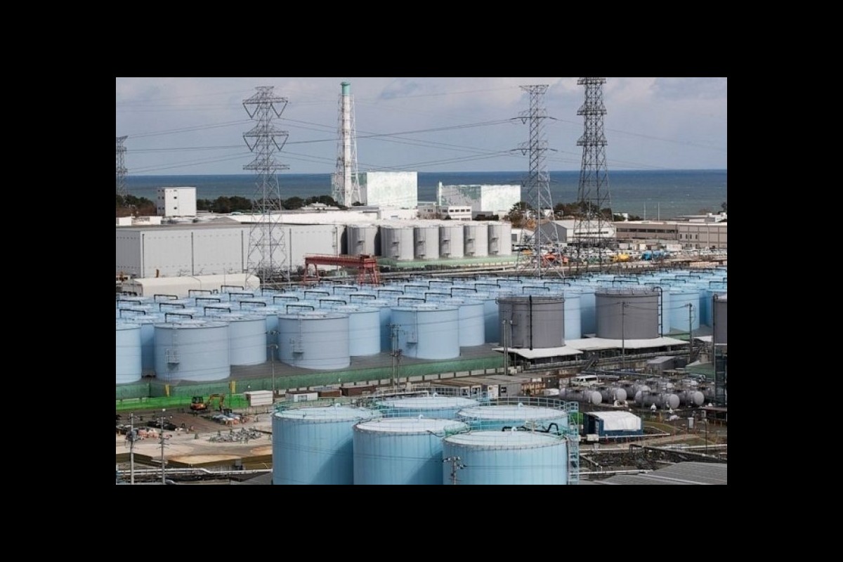 Japan: 'There is a crack at the base of reactor 1 of the Fukushima plant'