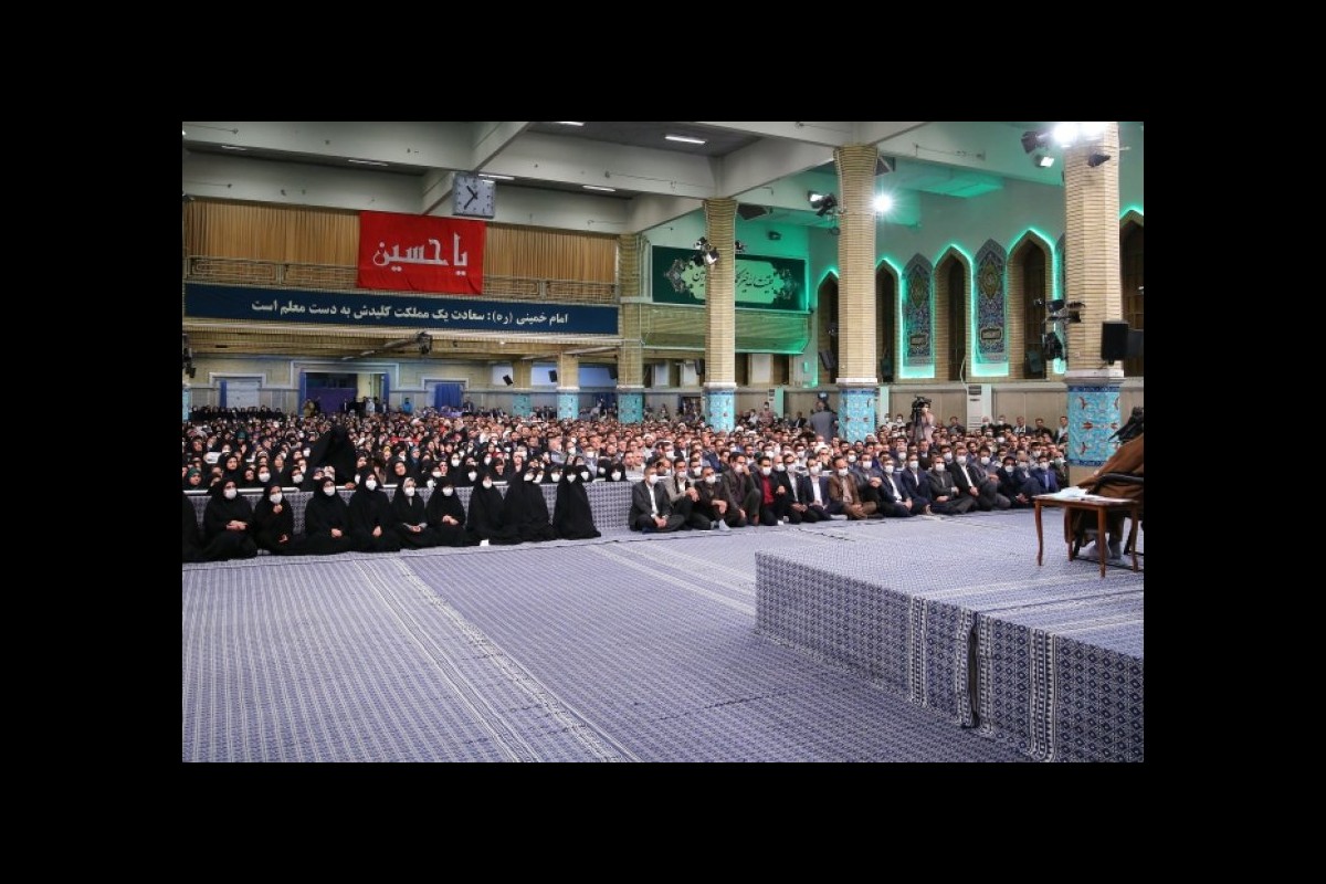 Ayatollah Seyyed Ali Khamenei calls on teachers to promote Iranian, Islamic identity among children