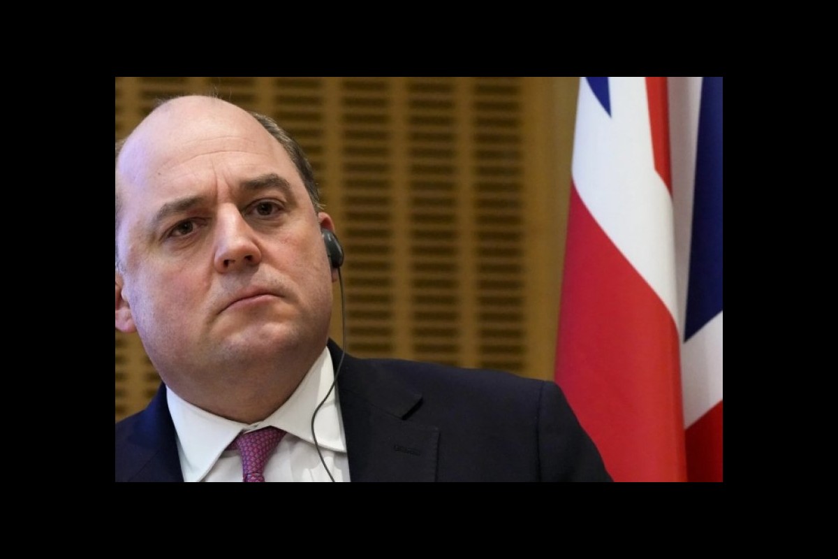 UK admits to cutting arms supplies to Ukraine
