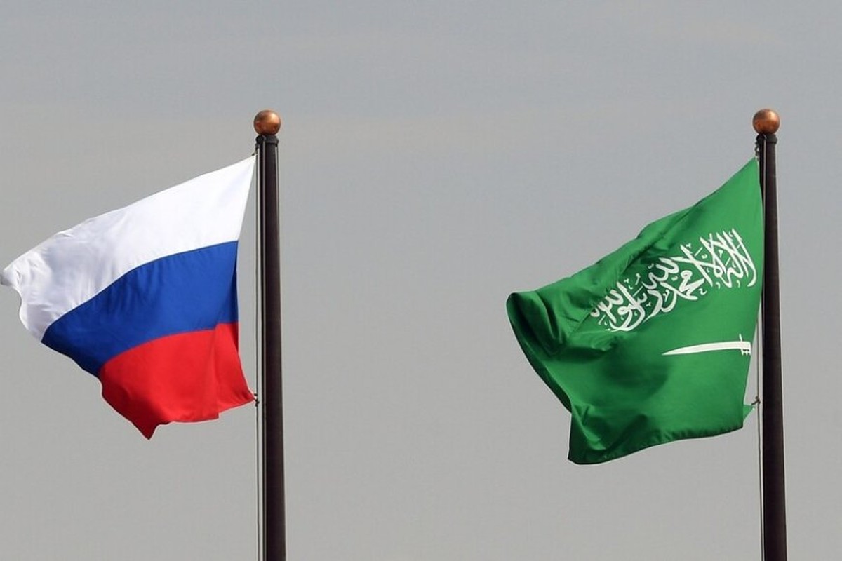 التعاون الروسي السعودي في أوبك.. ضمان لاستقرار سوق الطاقة أم صفعة للرهان الأمريكي؟