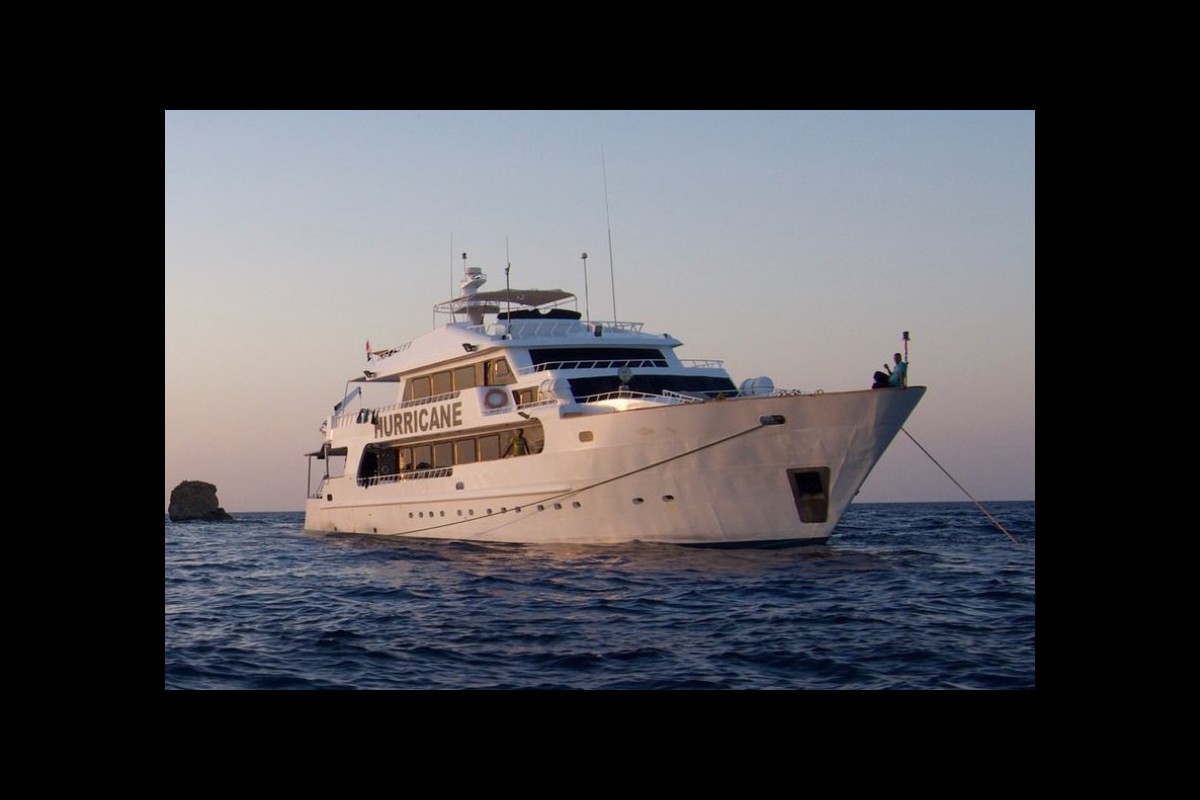 Egypt, diving vessel catches fire: 3 missing
