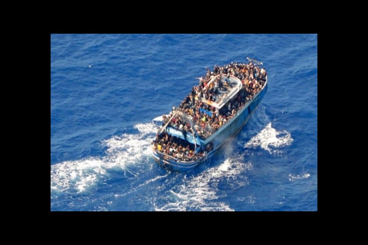 BBC: the fishing boat with the migrants on board remained stationary for seven hours before capsizing