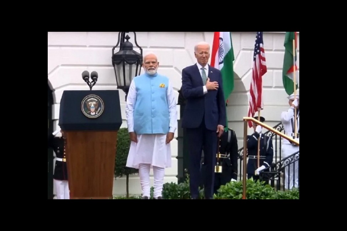 Biden's new gaffe during the performance of the anthem of India