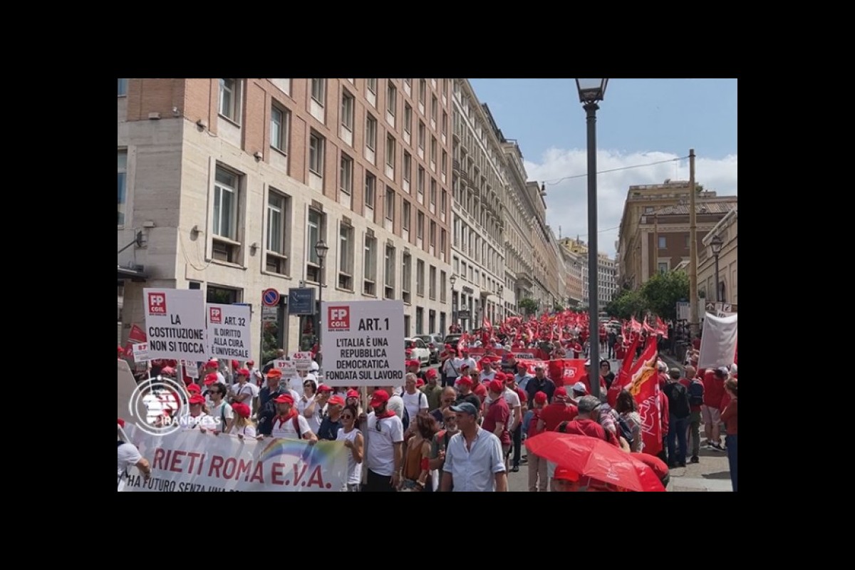 Demonstrations against the economic policies of the Italian government