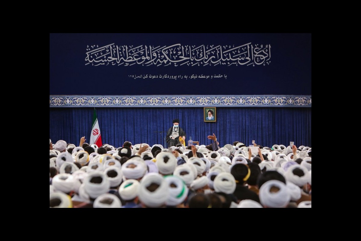 Iran in midst of global fight against arrogant powers