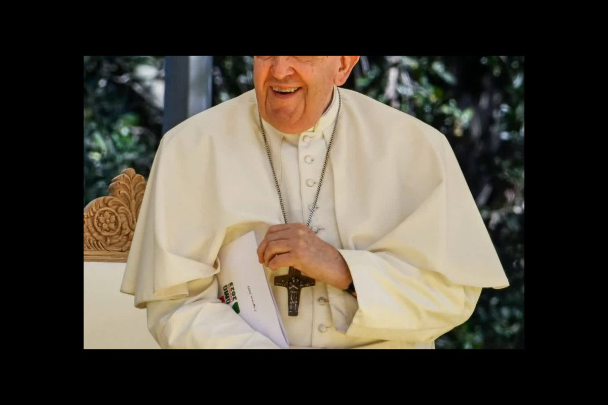 The Bold Agenda of Pope Francis: Transforming the Vatican and Beyond