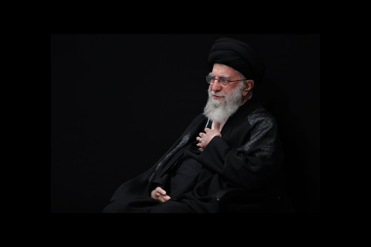 Ayatollah Sayyed Ali Khamenei : Live like Imam Hussein (AS) and follow his footsteps
