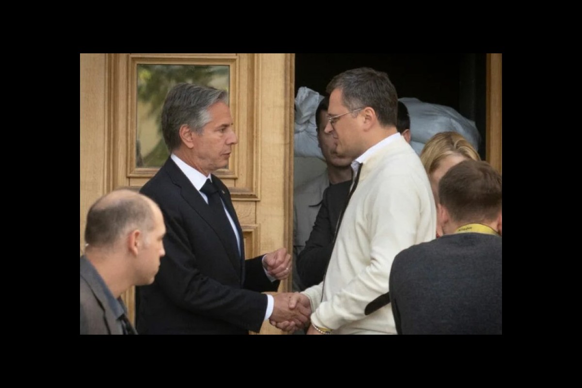 America's war continues in Ukraine; US Secretary of State went to Ukraine