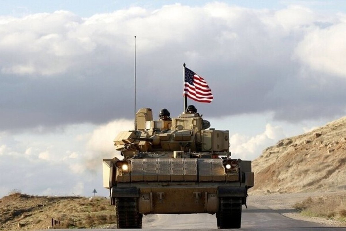 بعد فشلها في العراق.. اميركا تتحرك شرق سوريا لدعم وتمويل الإرهاب