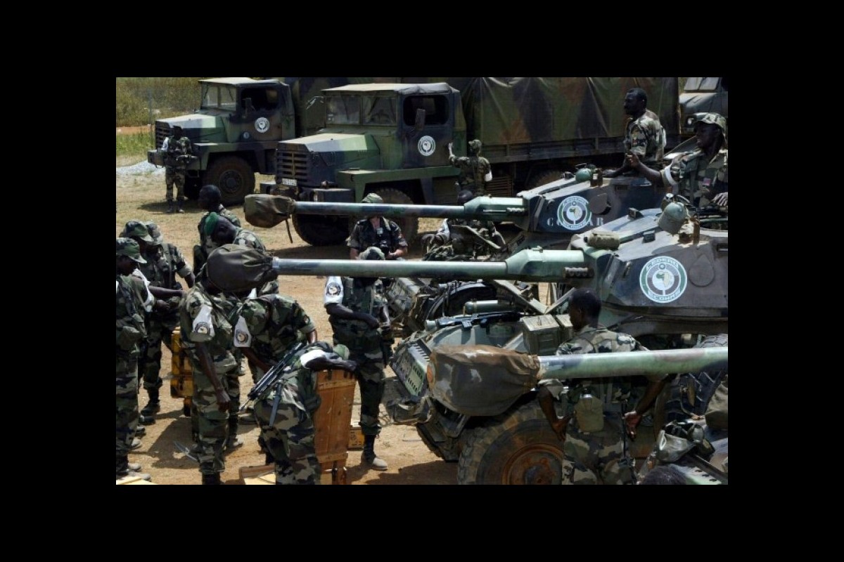 ECOWAS Troops Standby on Border to Attack Niger