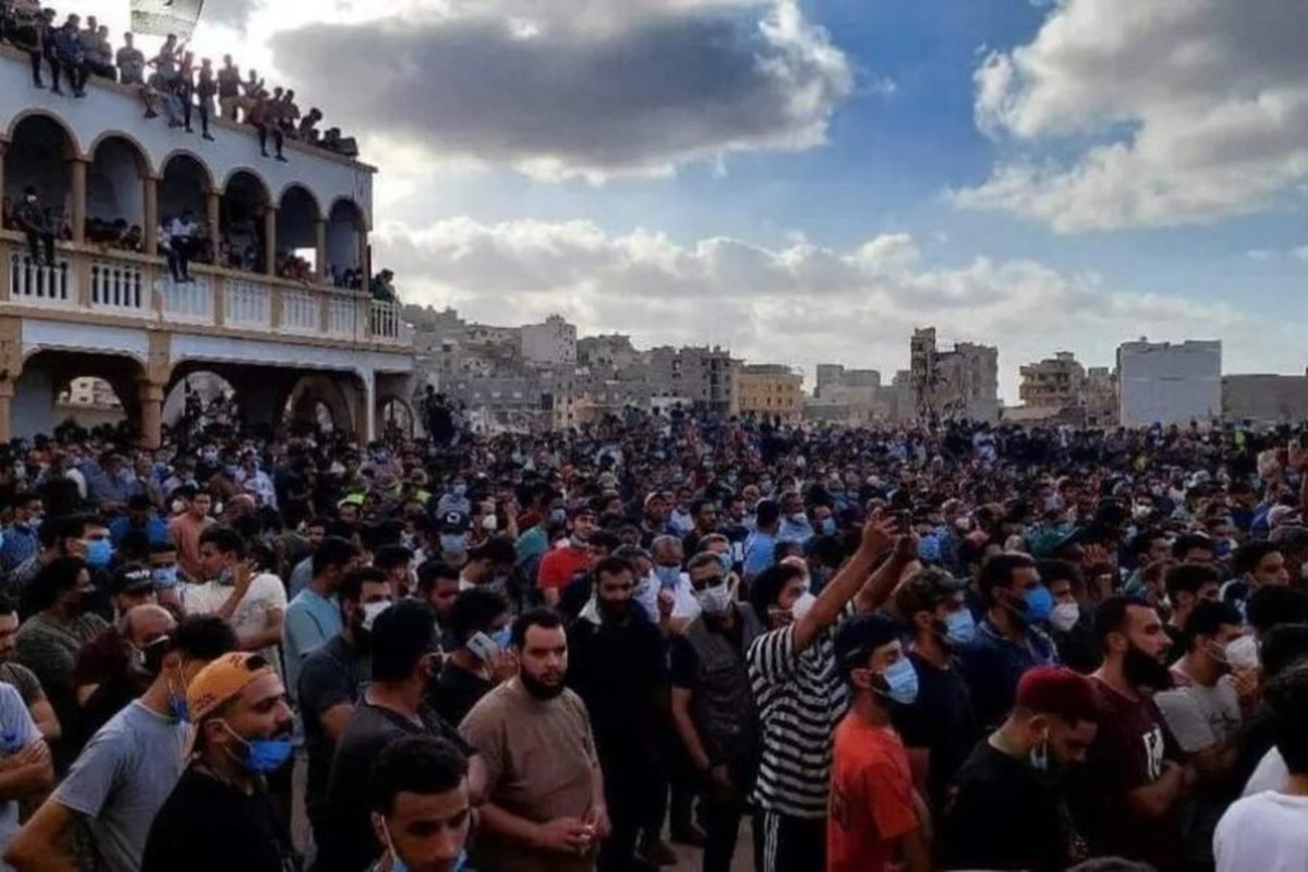 دعوات جماهيرية لإسقاط مجلس النواب وتوحيد ليبيا