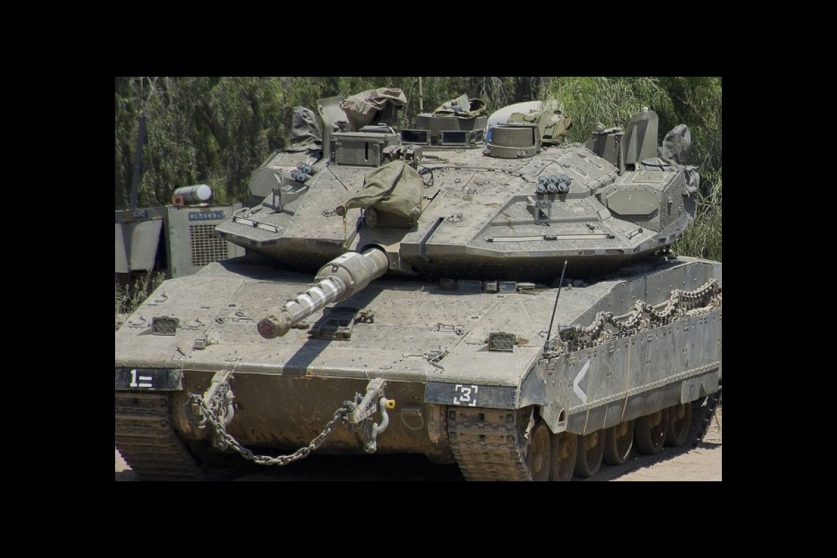 Occupied territories, a 65-ton Israeli army tank disappears into thin air