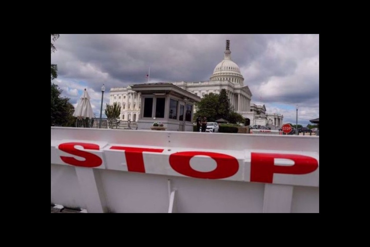 USA, "temporary" bill approved to avert Shutdown