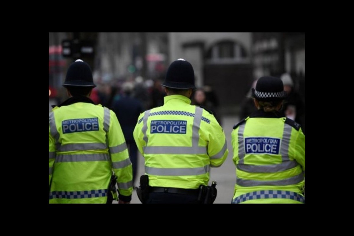 A Powerful Explosion Occurs in the Center of an English City