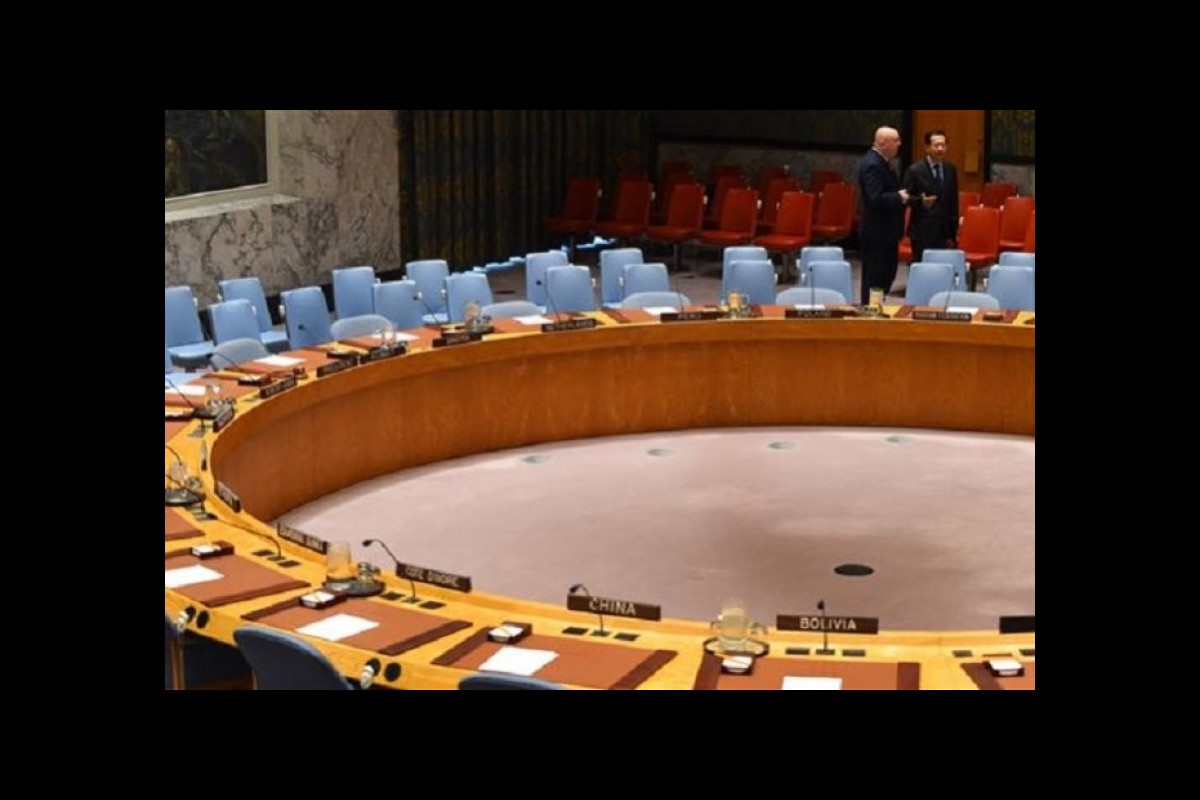 Hold an emergency Security Council meeting on developments in Palestine