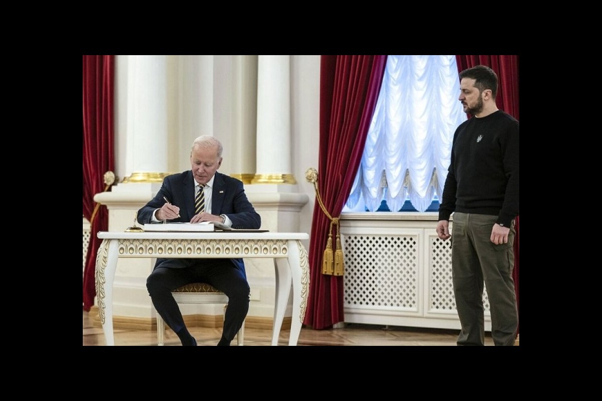 Continuation of America's interventionist approach to the war in Ukraine
