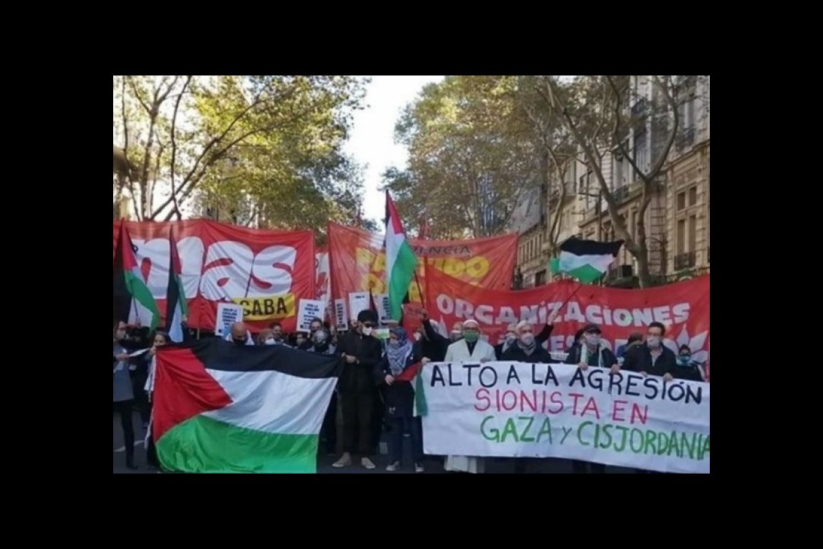 Massive anti-Zionist protests in Argentina