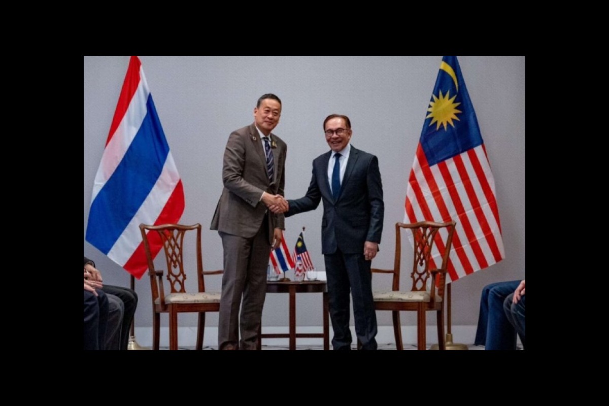 Thai PM Visits Malaysia