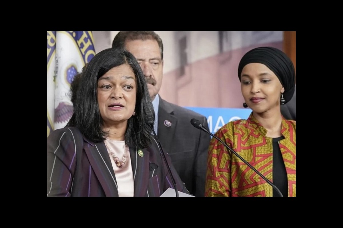 The demand of some representatives of the US Congress to respect the Zionist regime international law.
