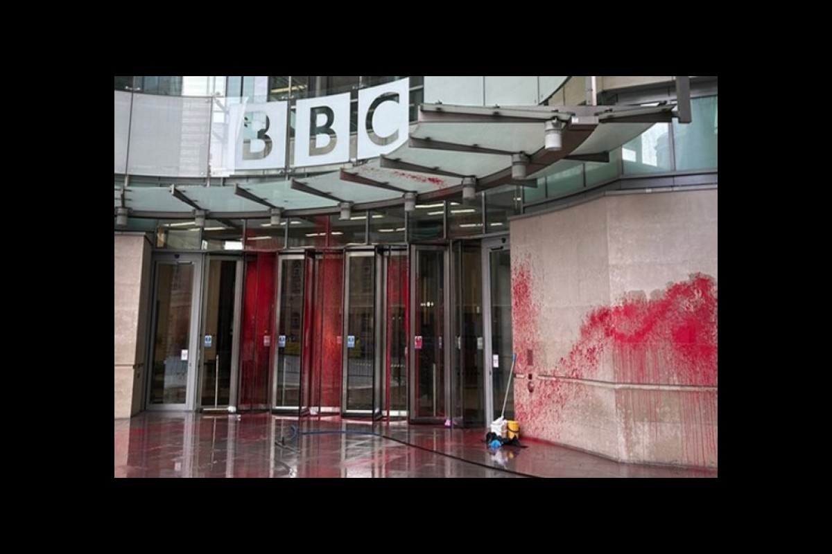 Thousands of people demonstrate to support Gaza, BBC offices are splashed with red paint