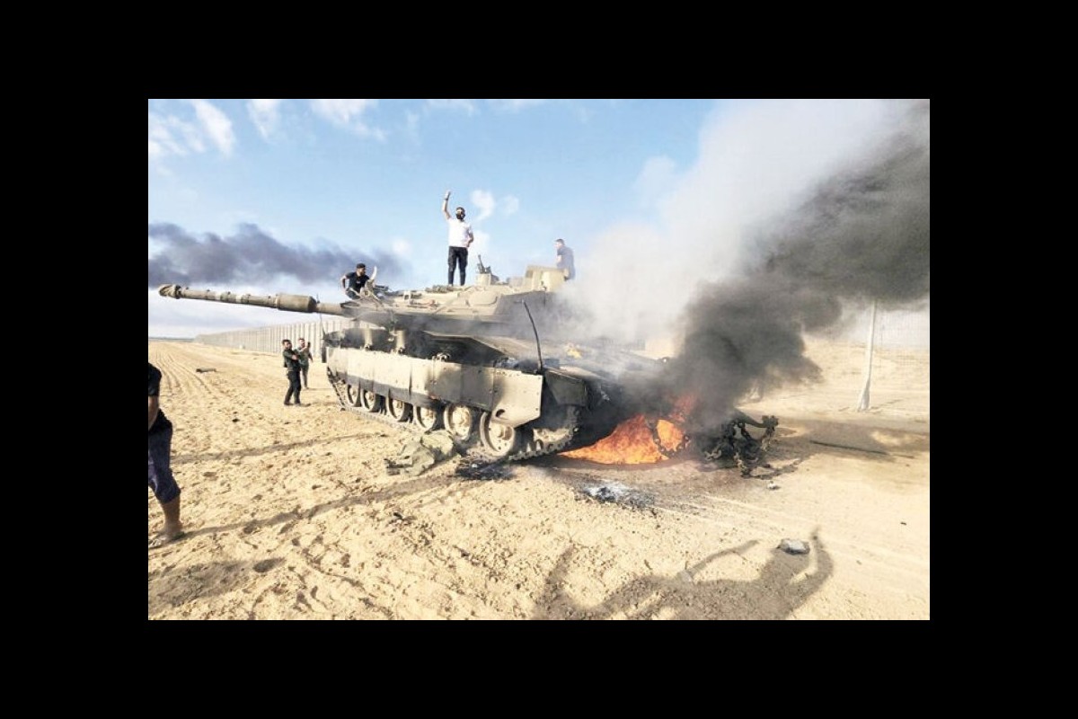 Destruction of a Zionist tank by the Palestinian resistance