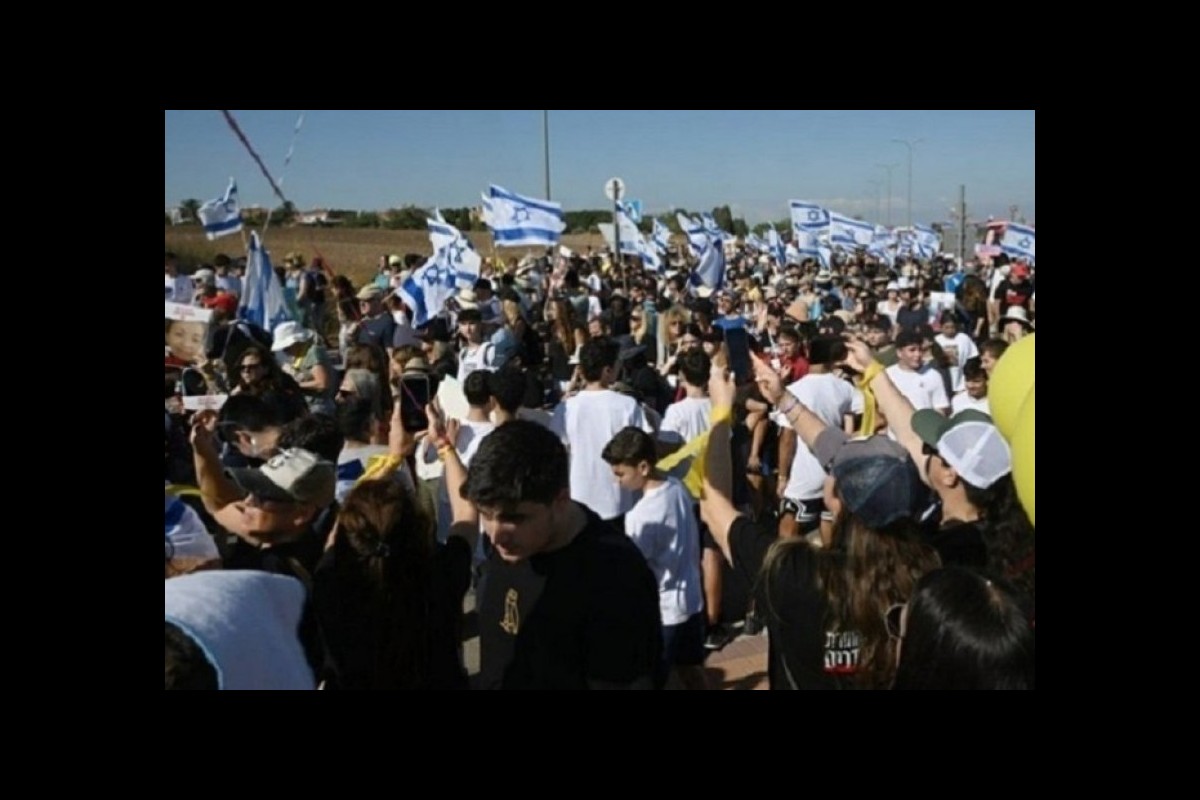 Demonstration by families of Israeli prisoners against Netanyahu