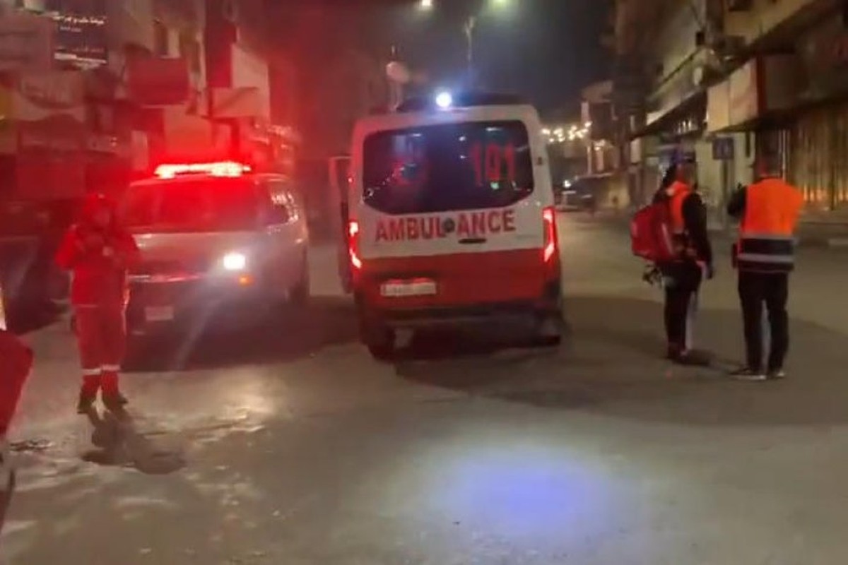 الاحتلال يحاصر مستشفيات جنين.. وحملة اعتقالات جديدة في الضفة
