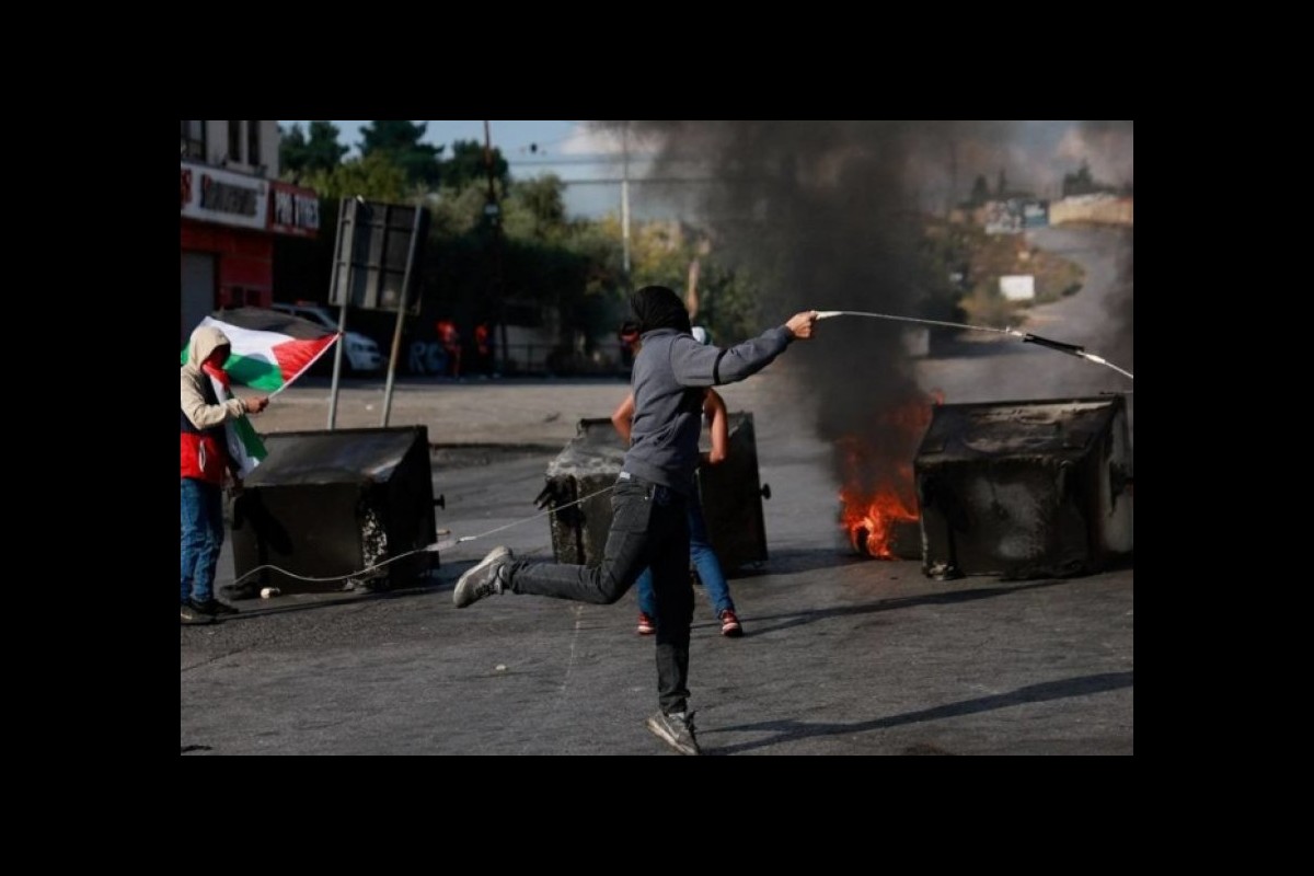 Clashes between Palestinians and Zionist occupiers in the West Bank