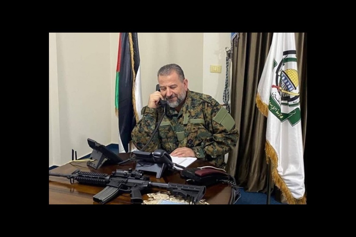 Martyrdom of the deputy head of Hamas's political office during the Zionist regime's attack on Beirut