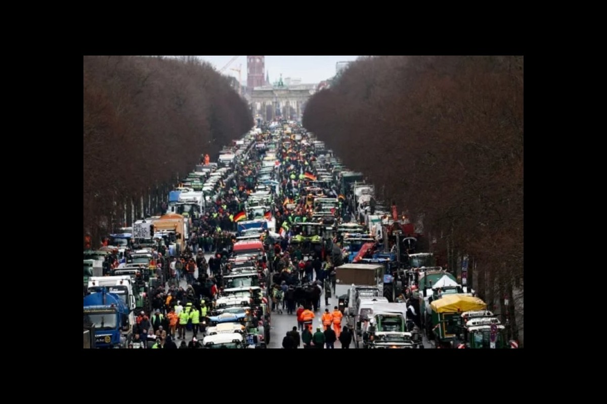Thousands of farmers in Germany participated in the peak of the protest to complain about diesel subsidies