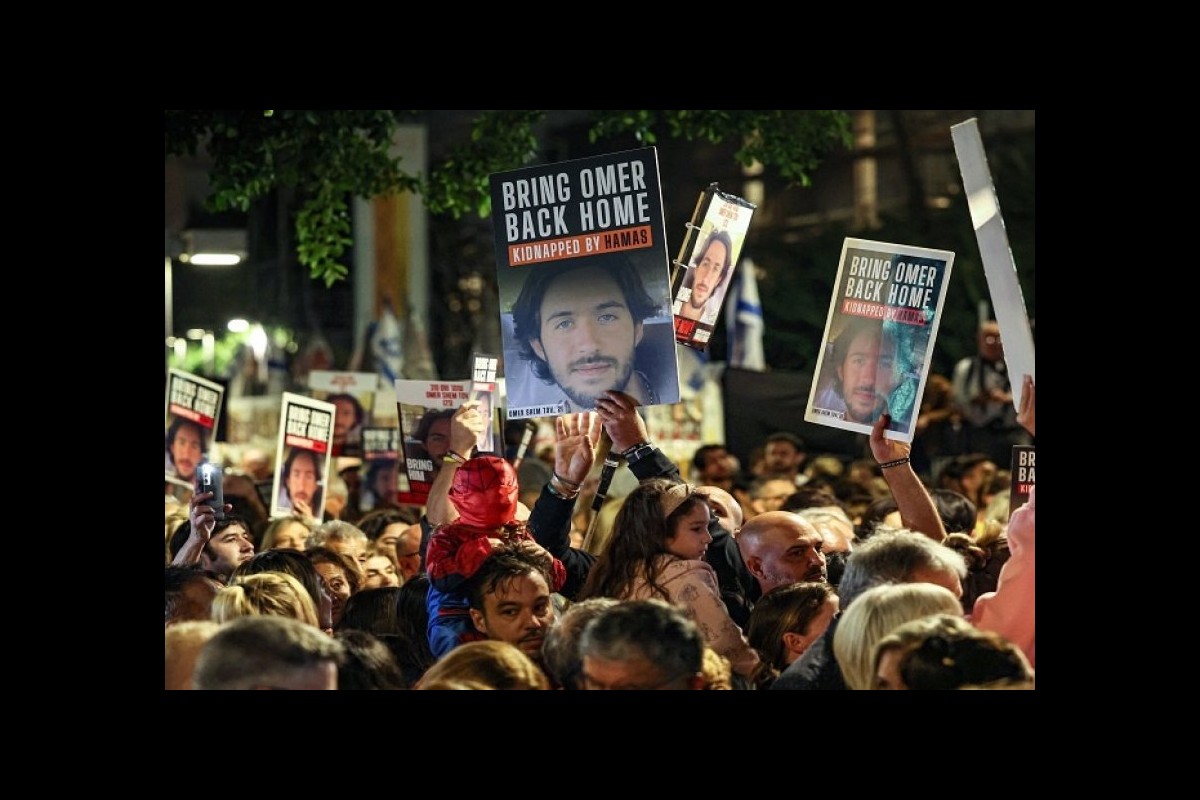 Thousands of people demonstrate in Tel Aviv against the office of the Zionist regime