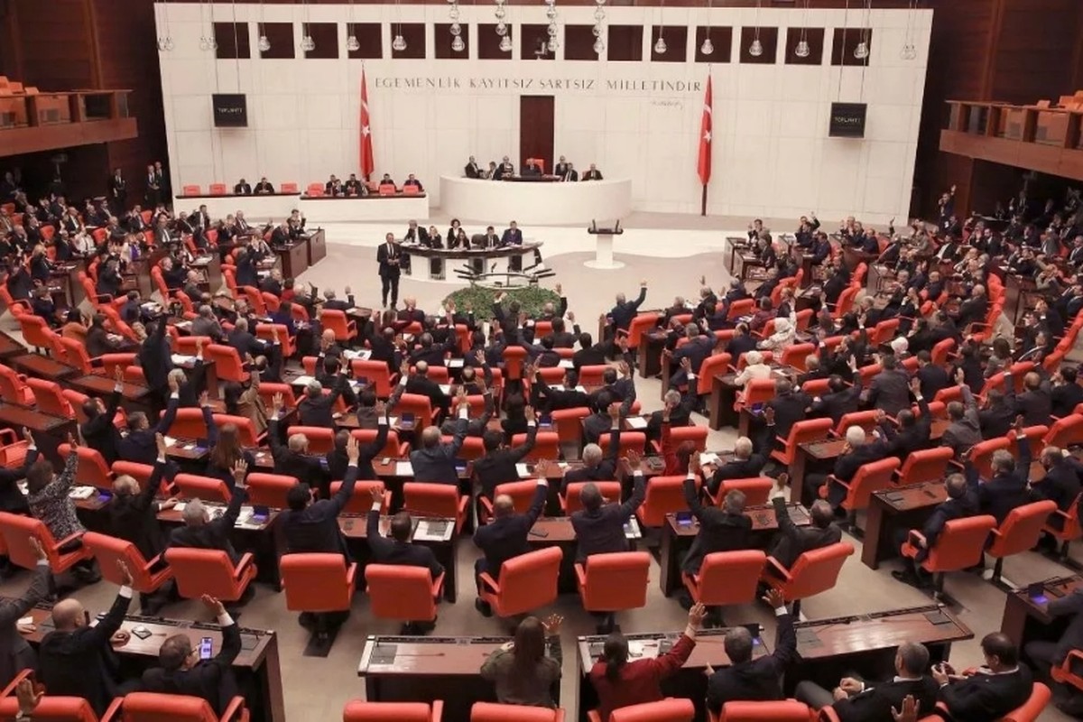 پارلمان ترکیه با الحاق سوئد به ناتو موافقت کرد