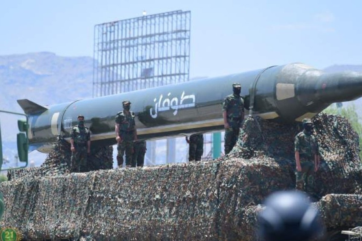 البحرية الأمريكية: الصواريخ والمسيرات اليمنية يمكن أن تضرب هدفها خلال 75 ثانية بمجرد إطلاقها