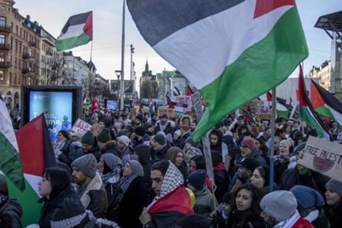 خروج مظاهرات حاشدة في عدة عواصم ومدن أوروبية نصرة لغزة ومطالبة بوقف العدوان