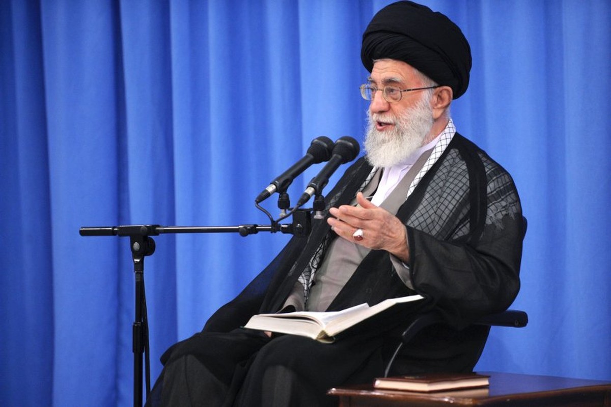 قائد الثورة: مأساة غزة اليوم هي مأساة الإنسانية وعار على الحضارة الغربية والثقافة الغربية