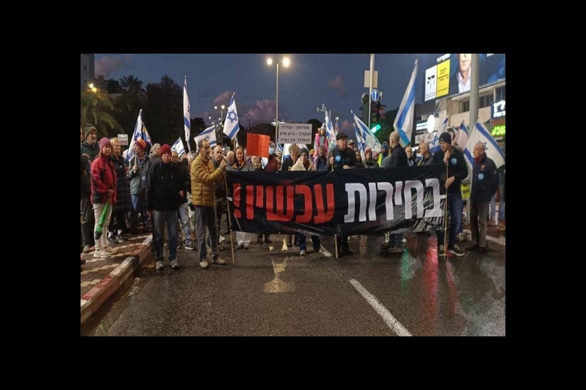 Families of Zionist hostages held rallies in Tel Aviv and occupied Quds