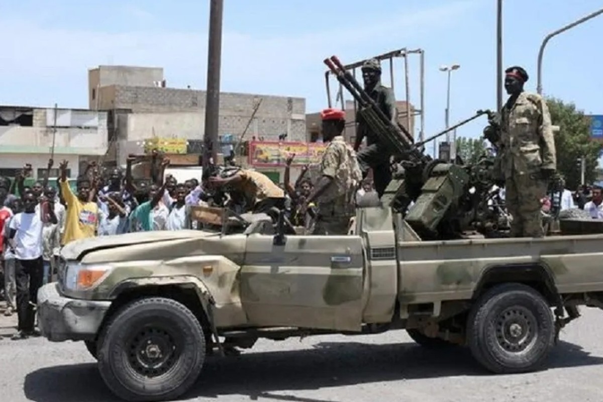 الجيش السوداني يتقدم في أم درمان ويستعيد مبنى الإذاعة والتلفزيون