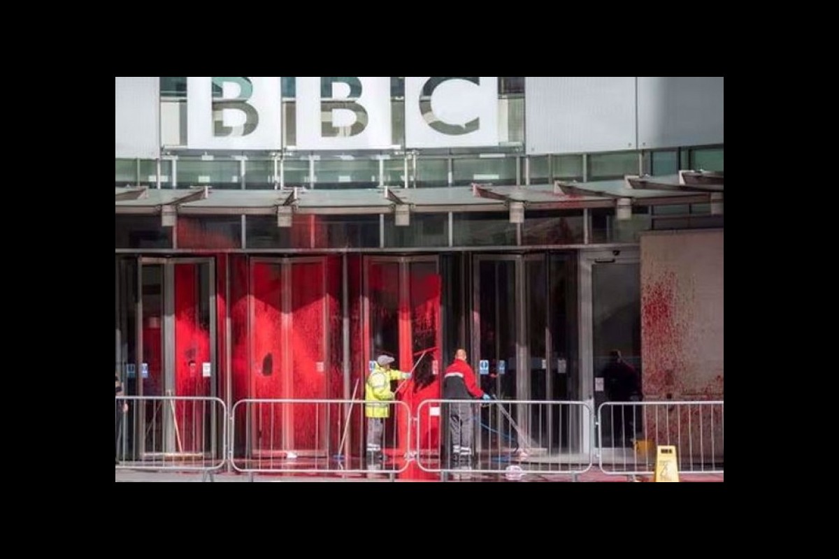 BBC to investigate social media use of its staff after reporter 'endorsed' anti-Israel message