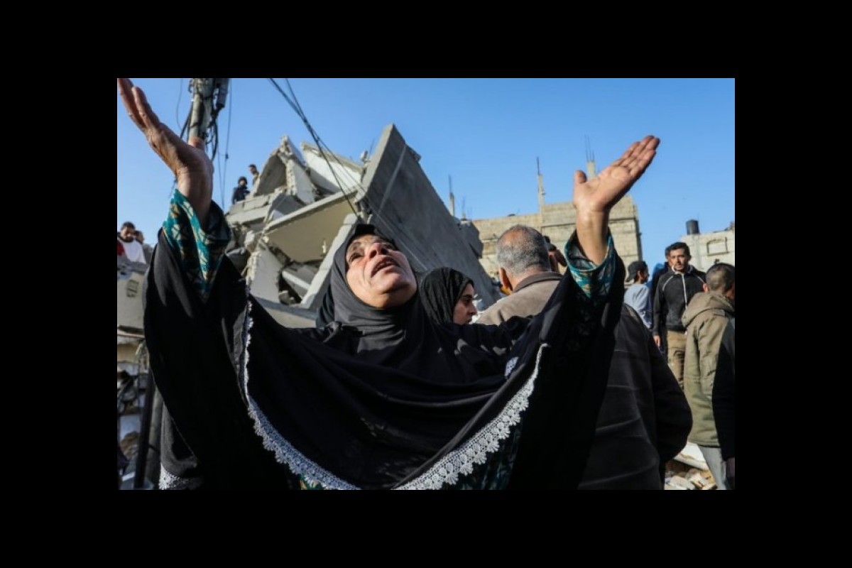 Zionist army attacked different parts of the West Bank and Gaza