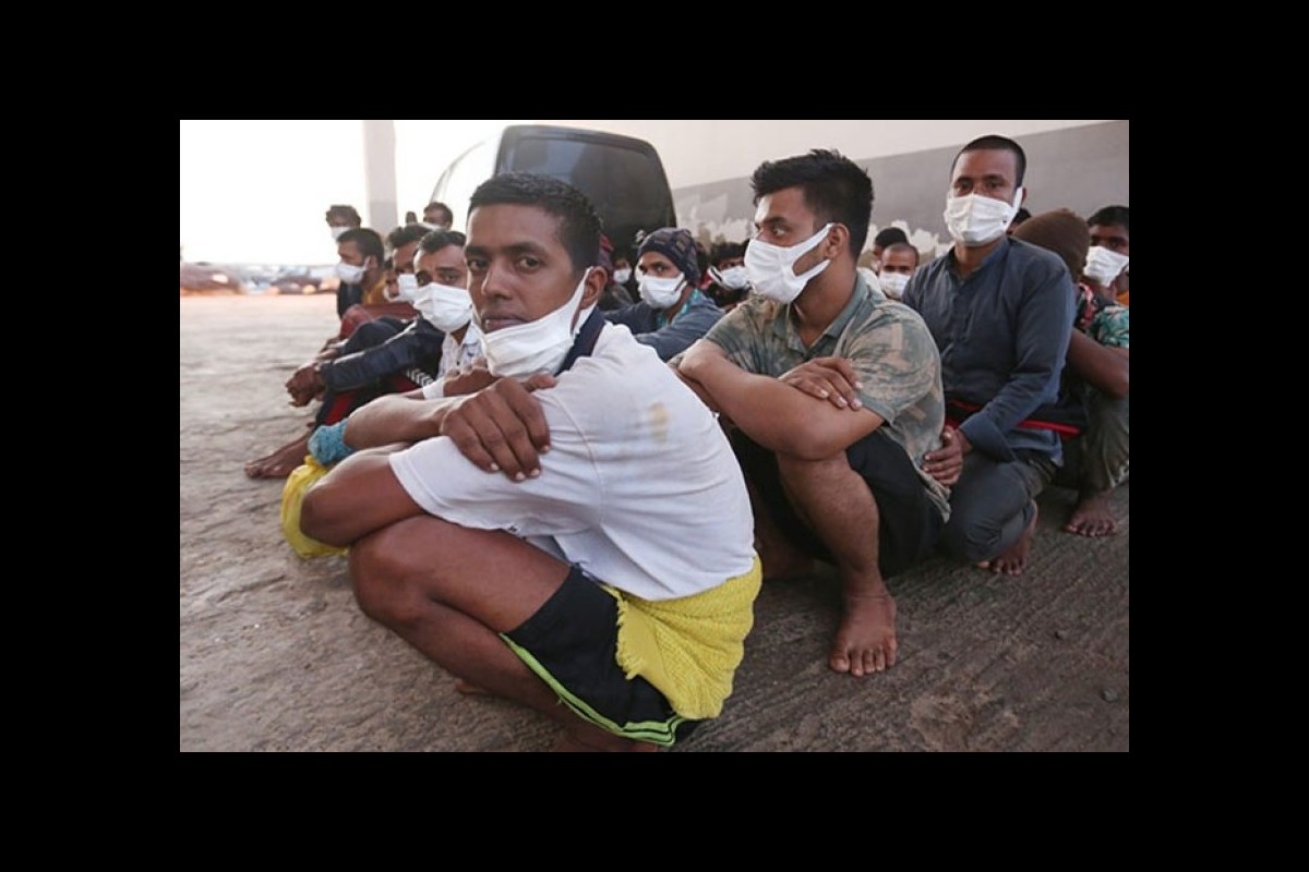 Tunisia rescues 50 illegal immigrants on its beaches in the South East