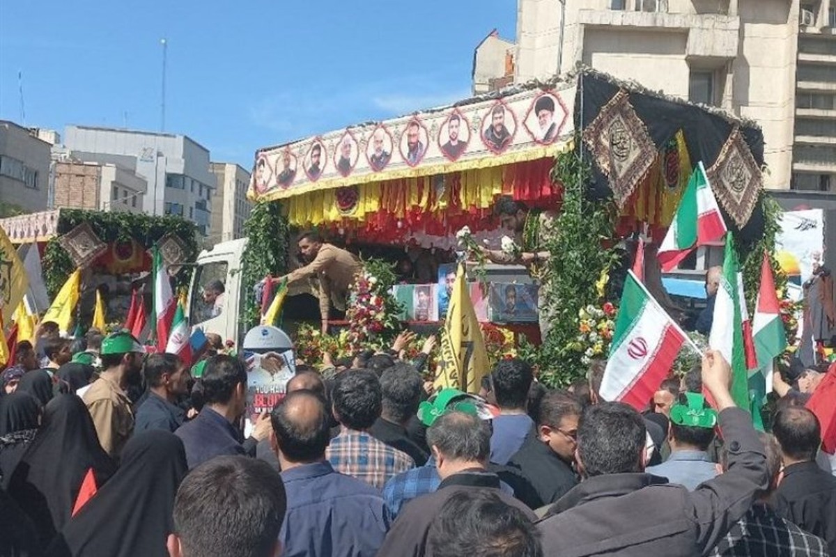 تشییع پیکر شهید زاهدی و یارانش در راهپیمایی روز قدس تهران