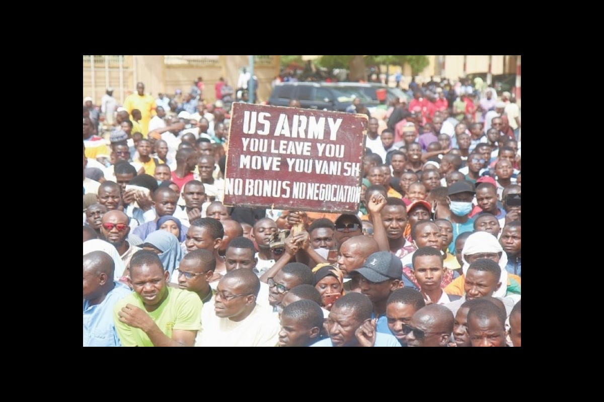 Nigeriens are protesting to demand that foreign forces leave their country
