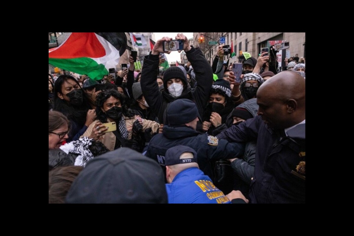  Tens of Thousands of University of California Workers Support Student Protest Against Israeli Actions