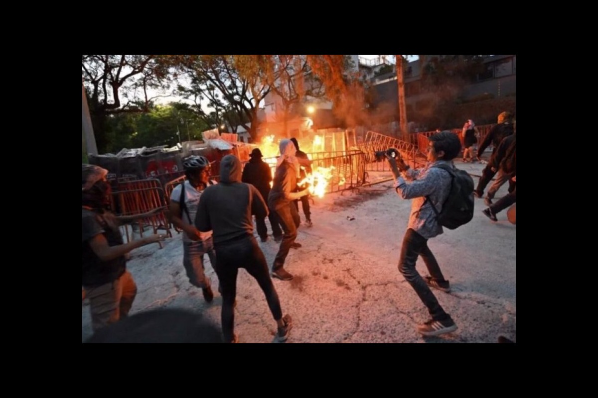 The Israeli embassy in Mexico was set on fire in a protest against the Rafah massacre