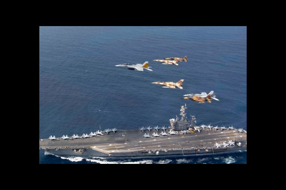 Yemeni army attack on USS Eisenhower in the Red Sea