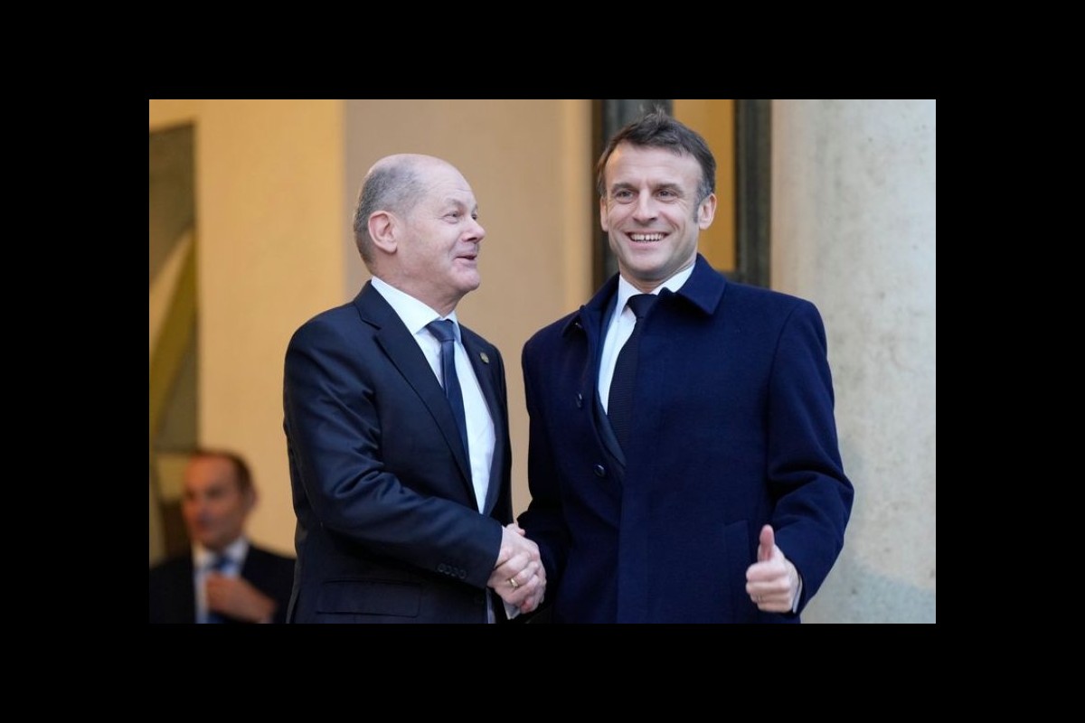 Macron's Trip to Germany Comes Amid Tensions Between the Two Countries